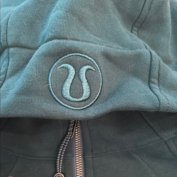 Lululemon Full Zip Scuba - Picture 4 of 9